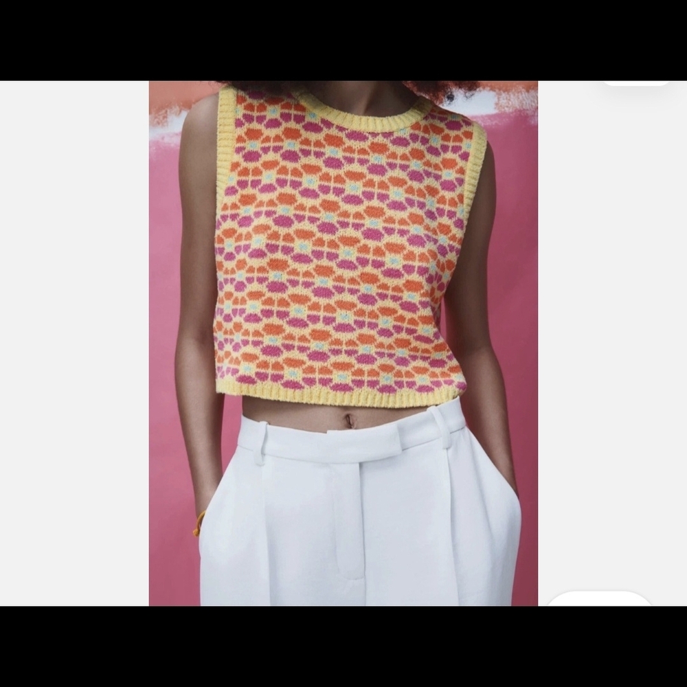 Zara Jacquard Retro Floral Knit Vest Sweater.  vibrant orange, pink. NWOT
